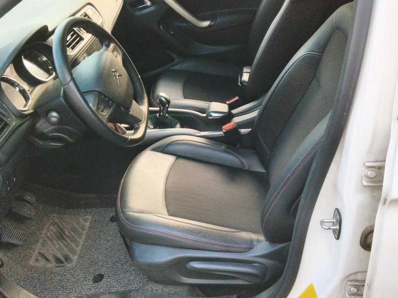 Citroen C3-XR 2015 1.6L Manual Pioneer Model — миниатюра 12