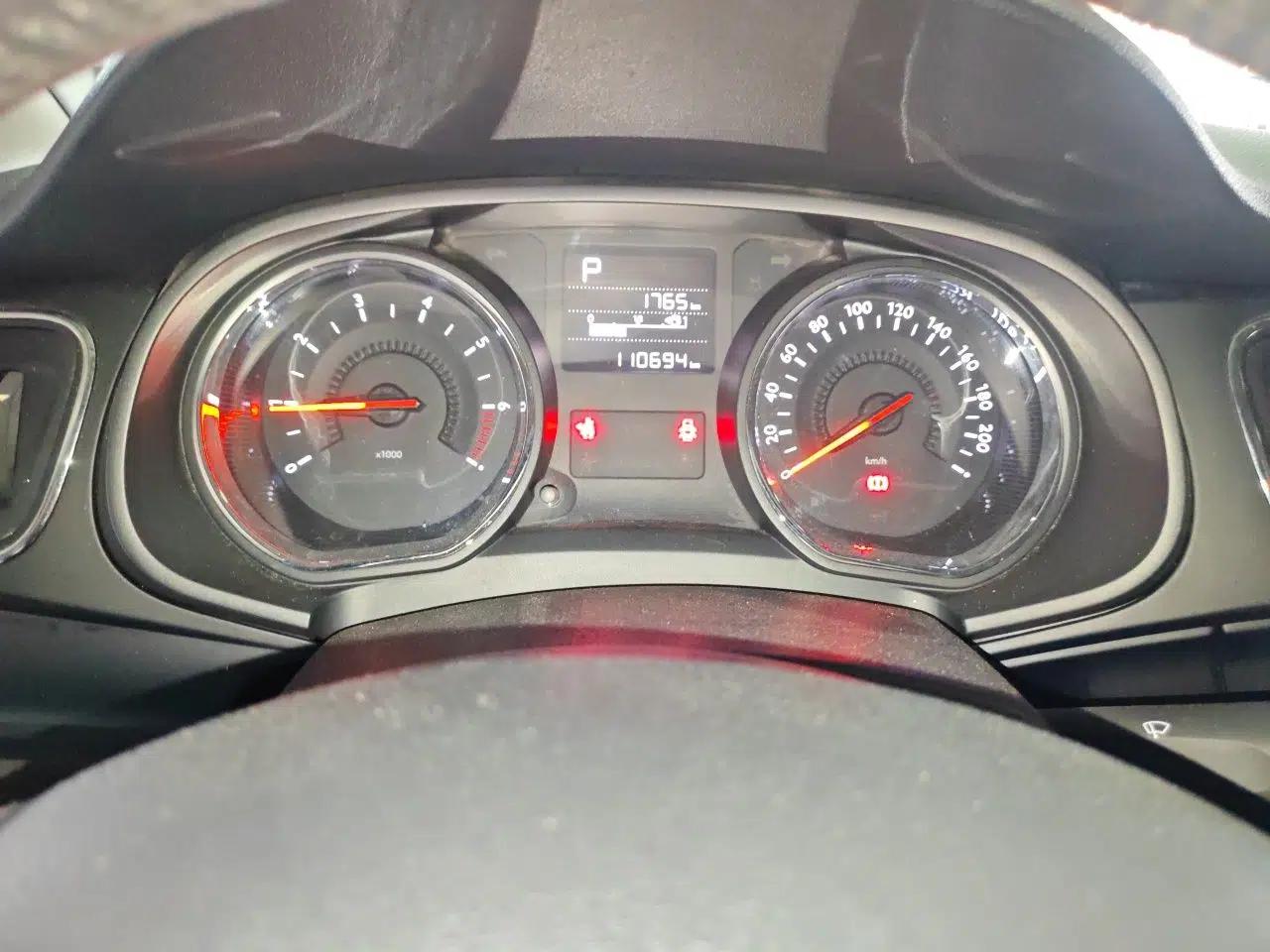 Citroen C3-XR 2015 1.6THP Automatic Flagship Model — миниатюра 11
