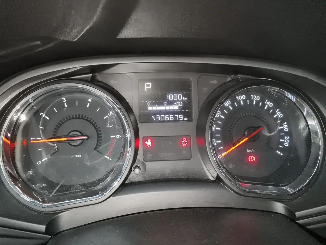 Citroen C3-XR 2015 1.6L Automatic Pioneer Model — миниатюра 12