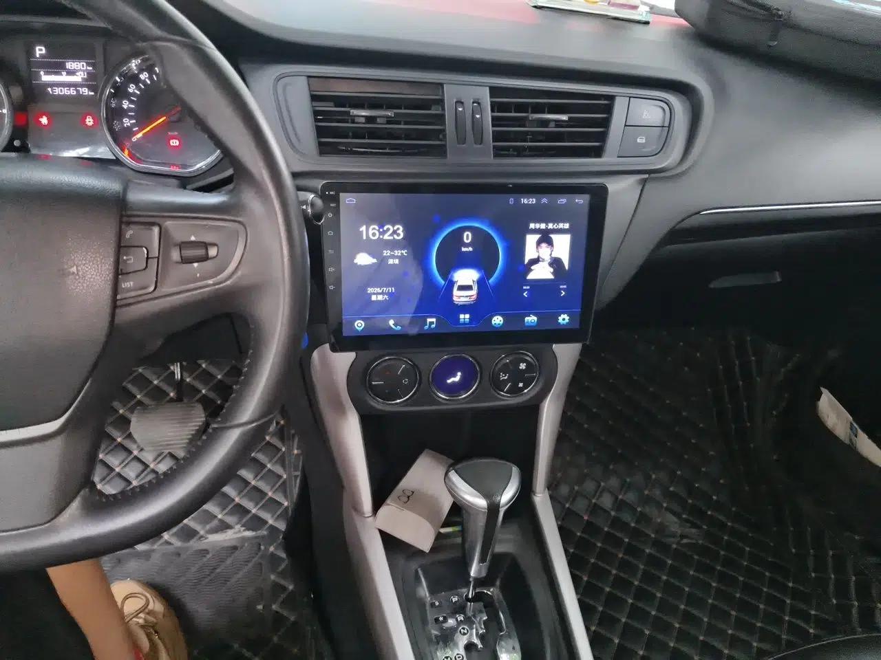 Citroen C3-XR 2015 1.6L Automatic Pioneer Model — миниатюра 13