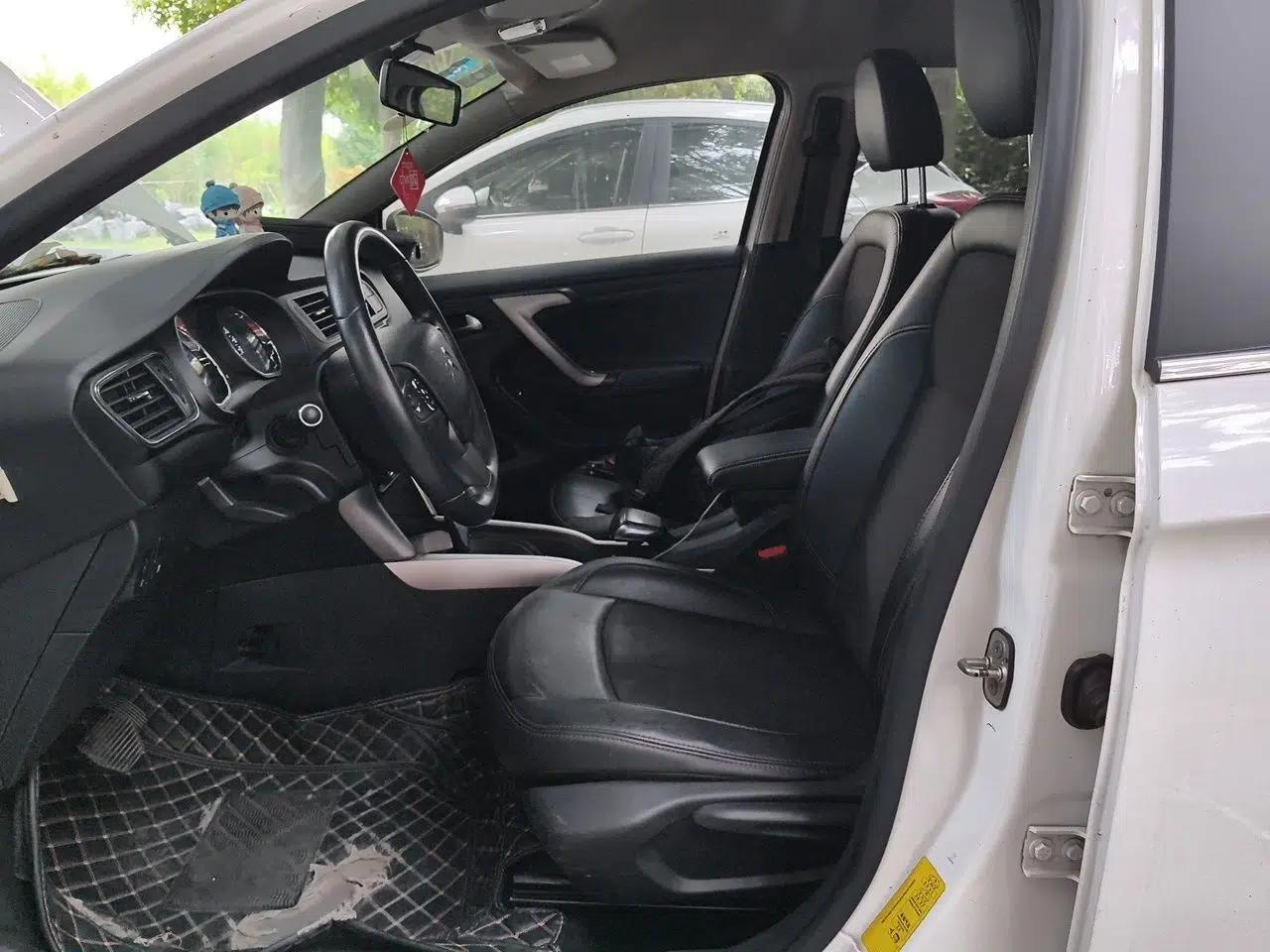 Citroen C3-XR 2015 1.6L Automatic Pioneer Model — миниатюра 15