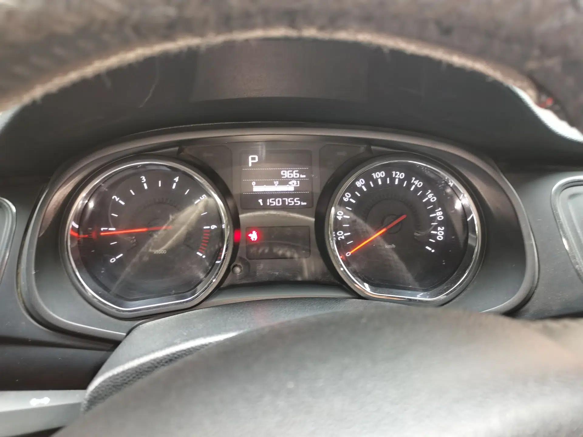 Citroen C3-XR 2015 1.6L Automatic Pioneer Model — миниатюра 11