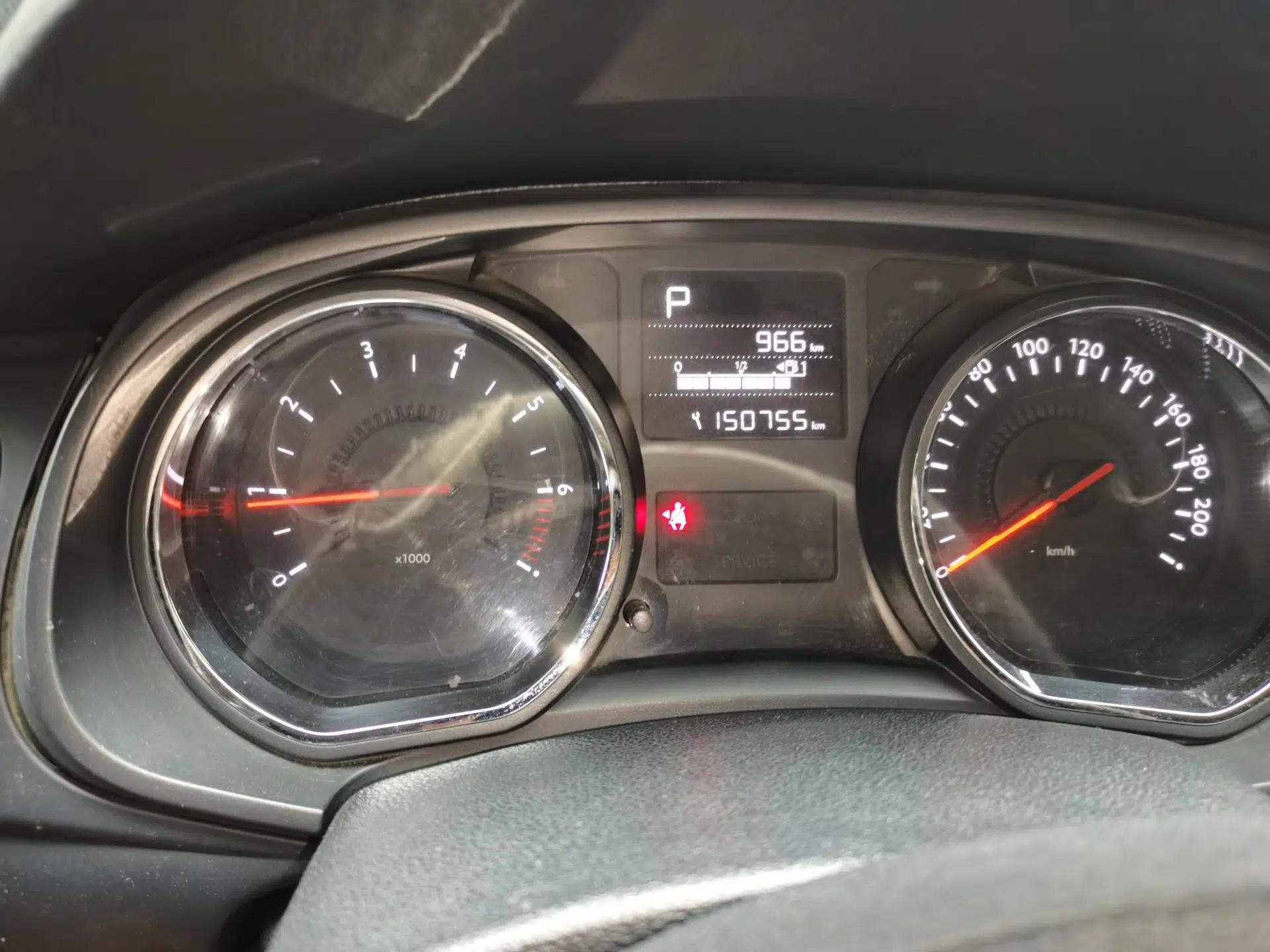 Citroen C3-XR 2015 1.6L Automatic Pioneer Model — миниатюра 12