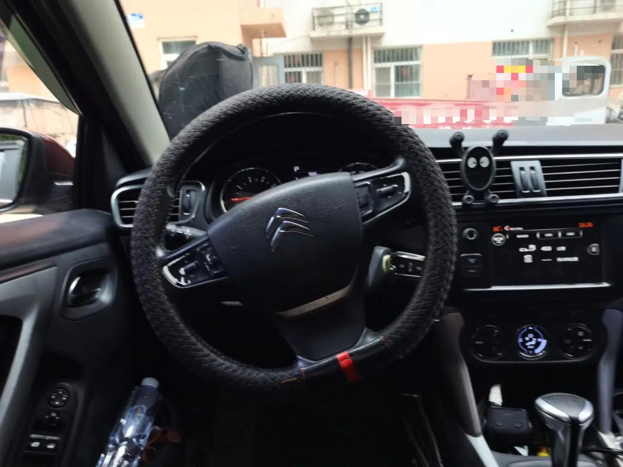 Citroen C3-XR 2015 1.6L Automatic Pioneer Model — миниатюра 10