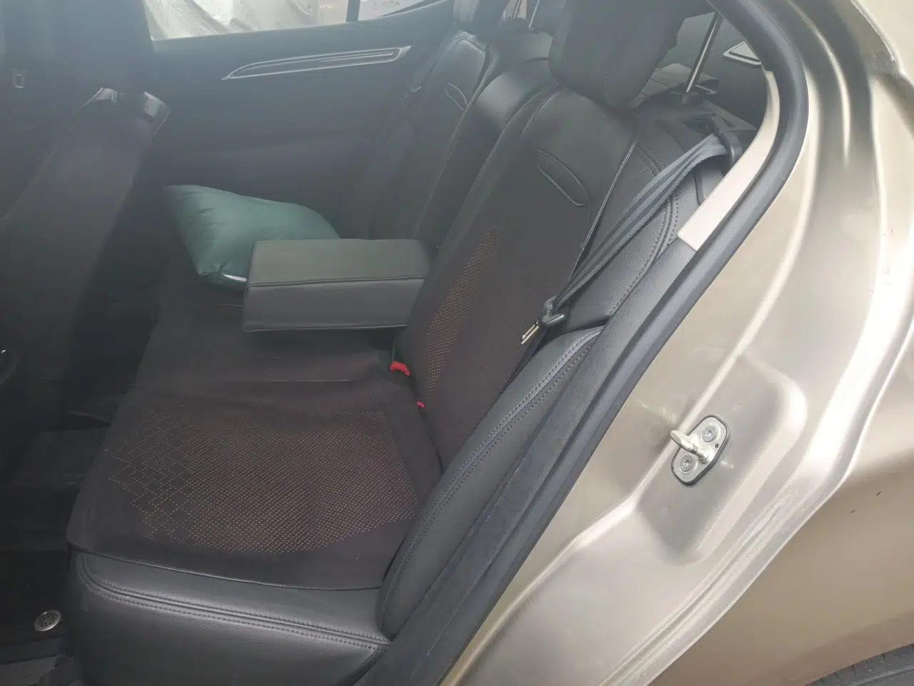 Citroen C4L 2015 1.2T Automatic Prestige Edition — миниатюра 17