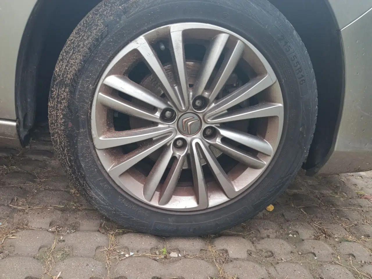 Citroen C4L 2015 1.2T Automatic Prestige Edition — миниатюра 8