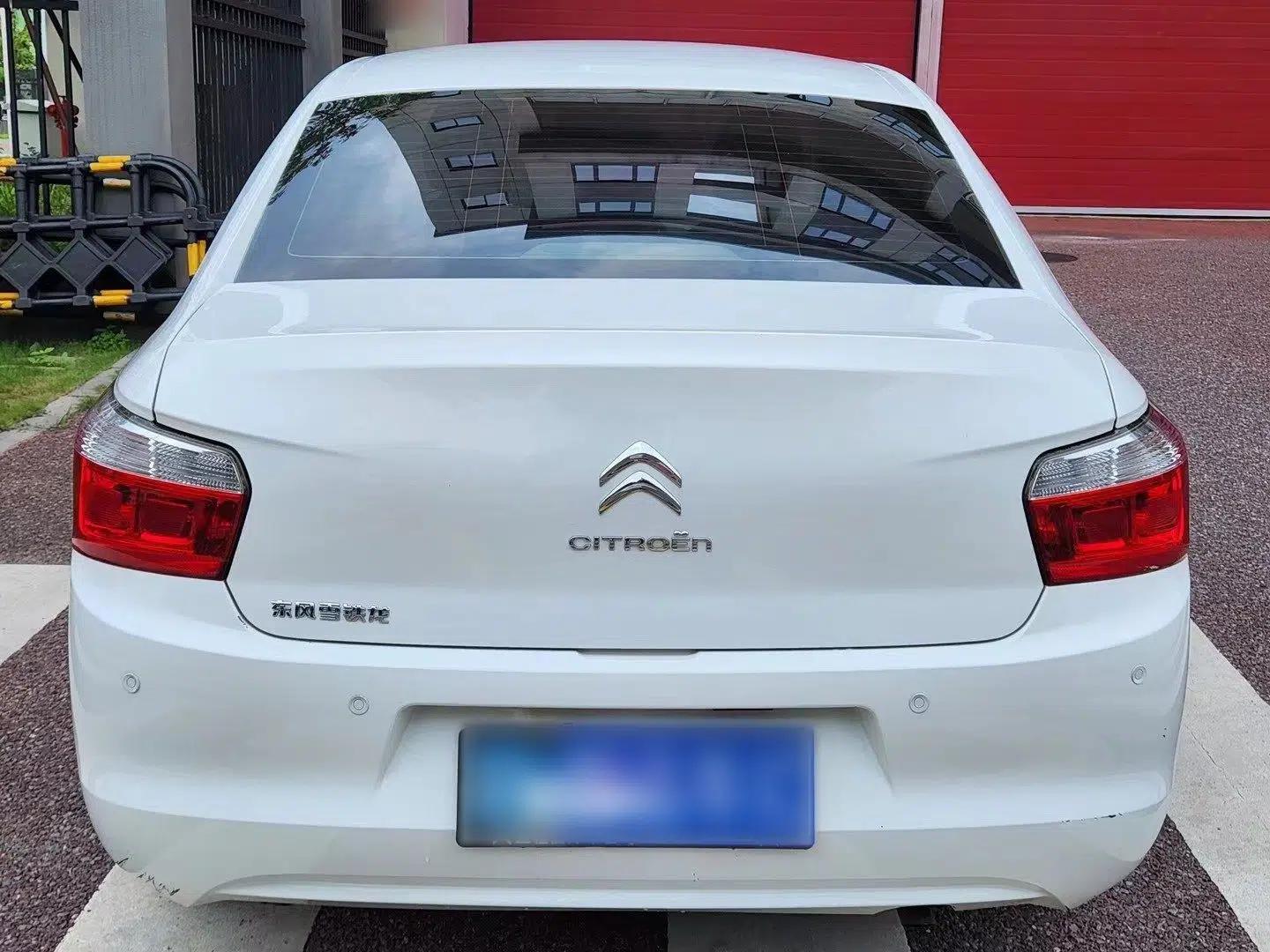Citroen Elysee 2014 1.6L Automatic Fashion Model — миниатюра 17
