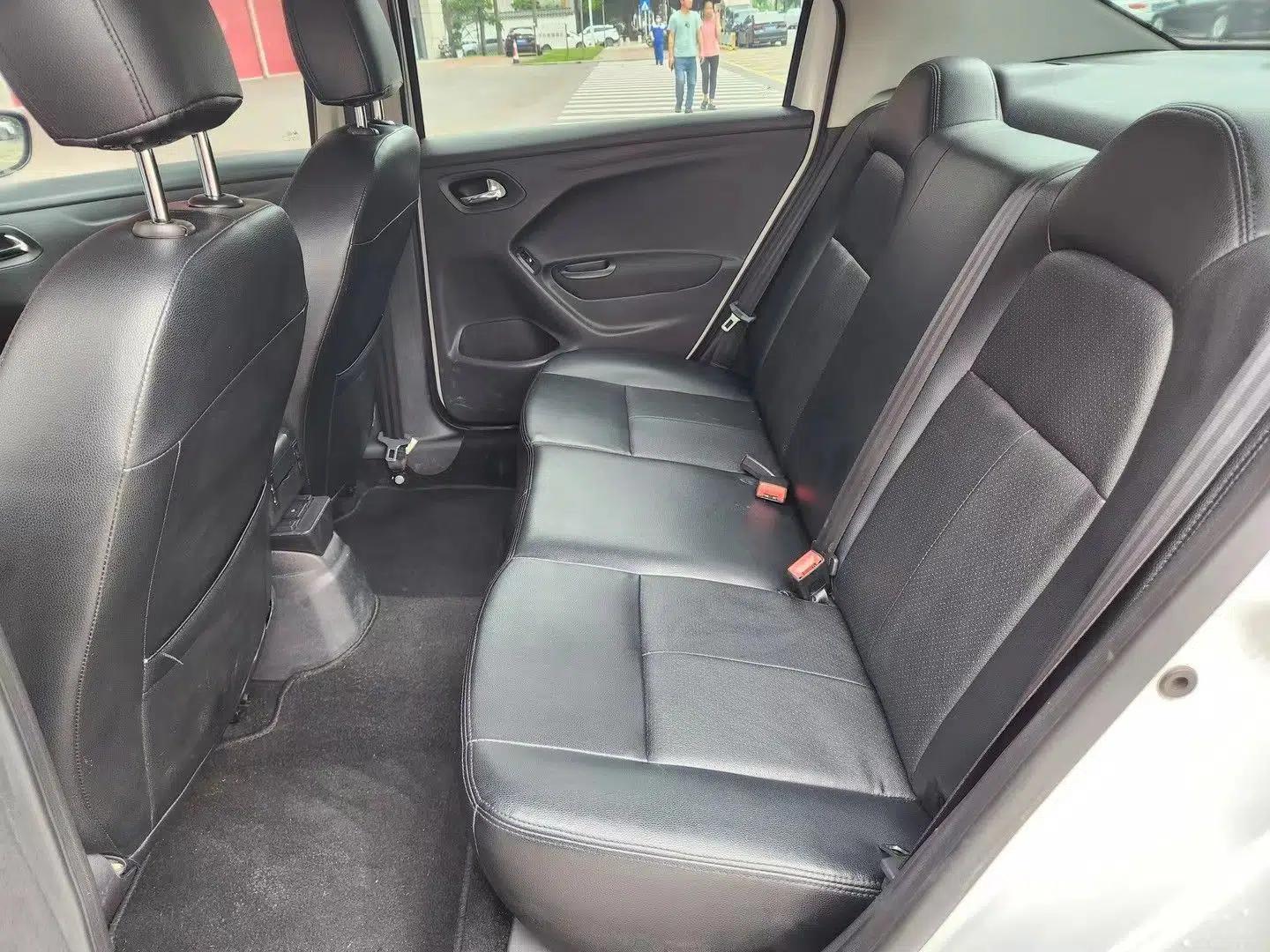 Citroen Elysee 2014 1.6L Automatic Fashion Model — миниатюра 20