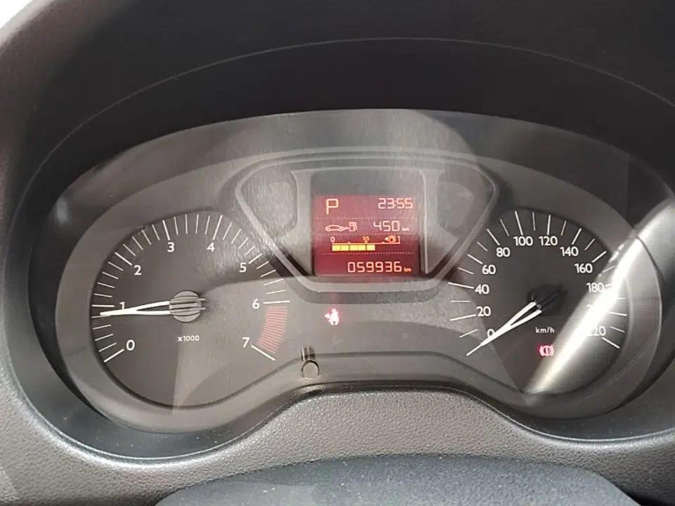 Citroen Elysee 2014 1.6L Automatic Fashion Model — миниатюра 25