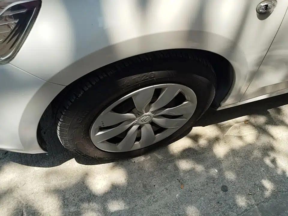Citroen Elysee 2014 1.6L Automatic Fashion Model — миниатюра 10