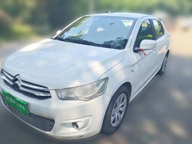 Citroen Elysee 2015 Zhishang Edition 1.6L Manual Fashion Model