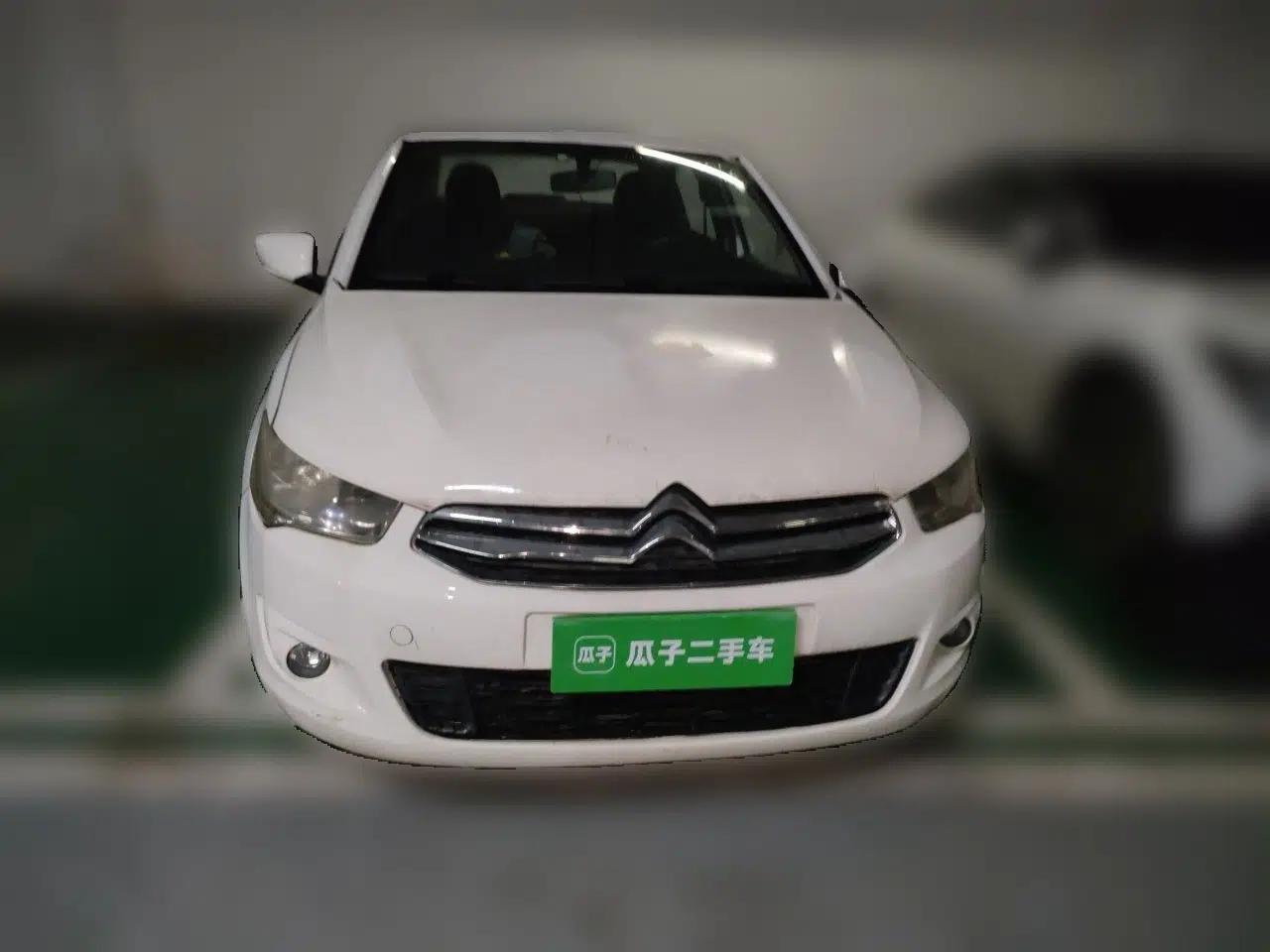 Citroen Elysee 2015 Zhishang Edition 1.6L Manual Fashion Model — миниатюра 2