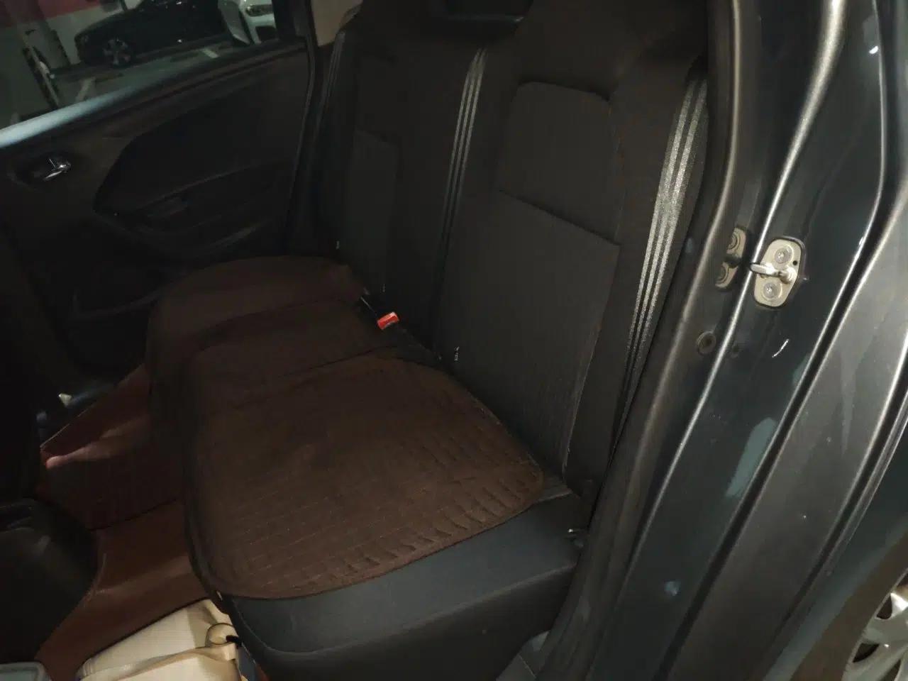 Citroen Elysee 2014 1.6L Manual Fashion Edition — миниатюра 17