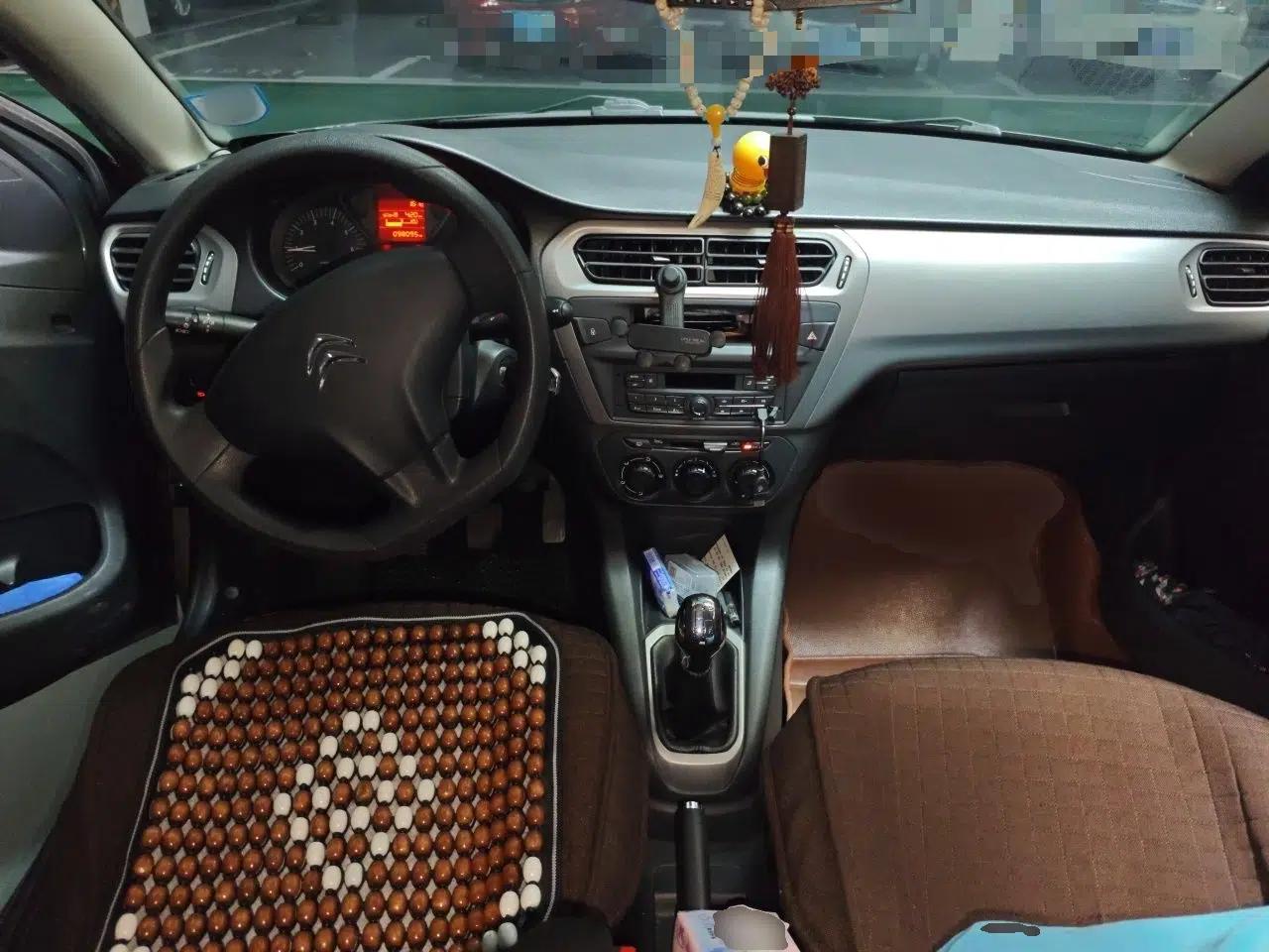 Citroen Elysee 2014 1.6L Manual Fashion Edition — миниатюра 9