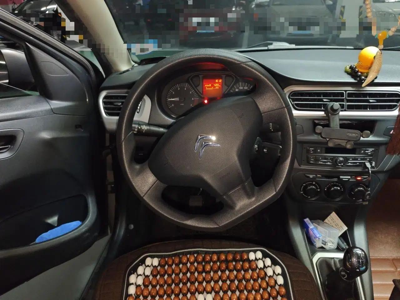 Citroen Elysee 2014 1.6L Manual Fashion Edition — миниатюра 10
