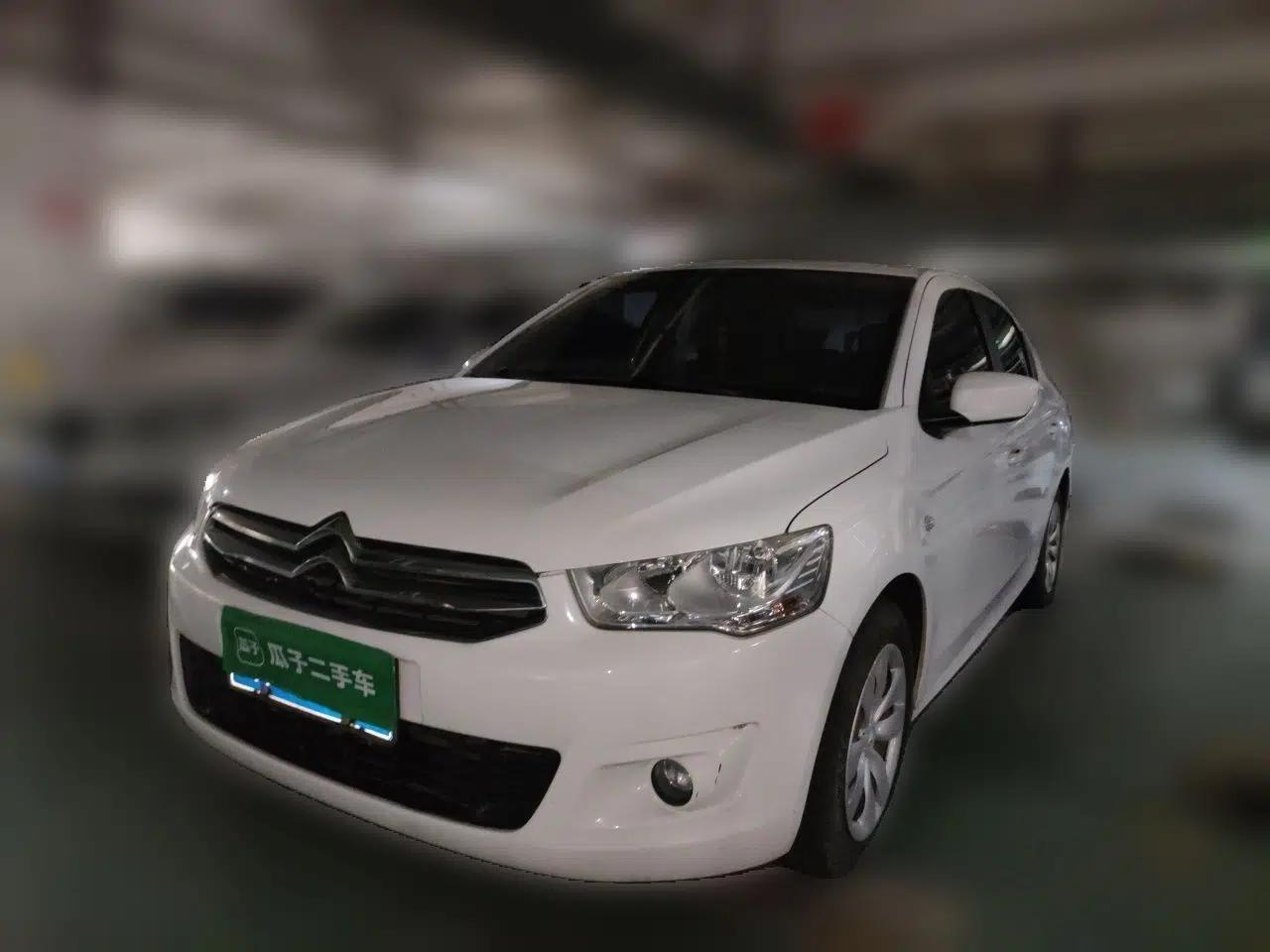 Citroen Elysee 2015 Zhishang Edition 1.6L Manual Fashion Model — миниатюра 1