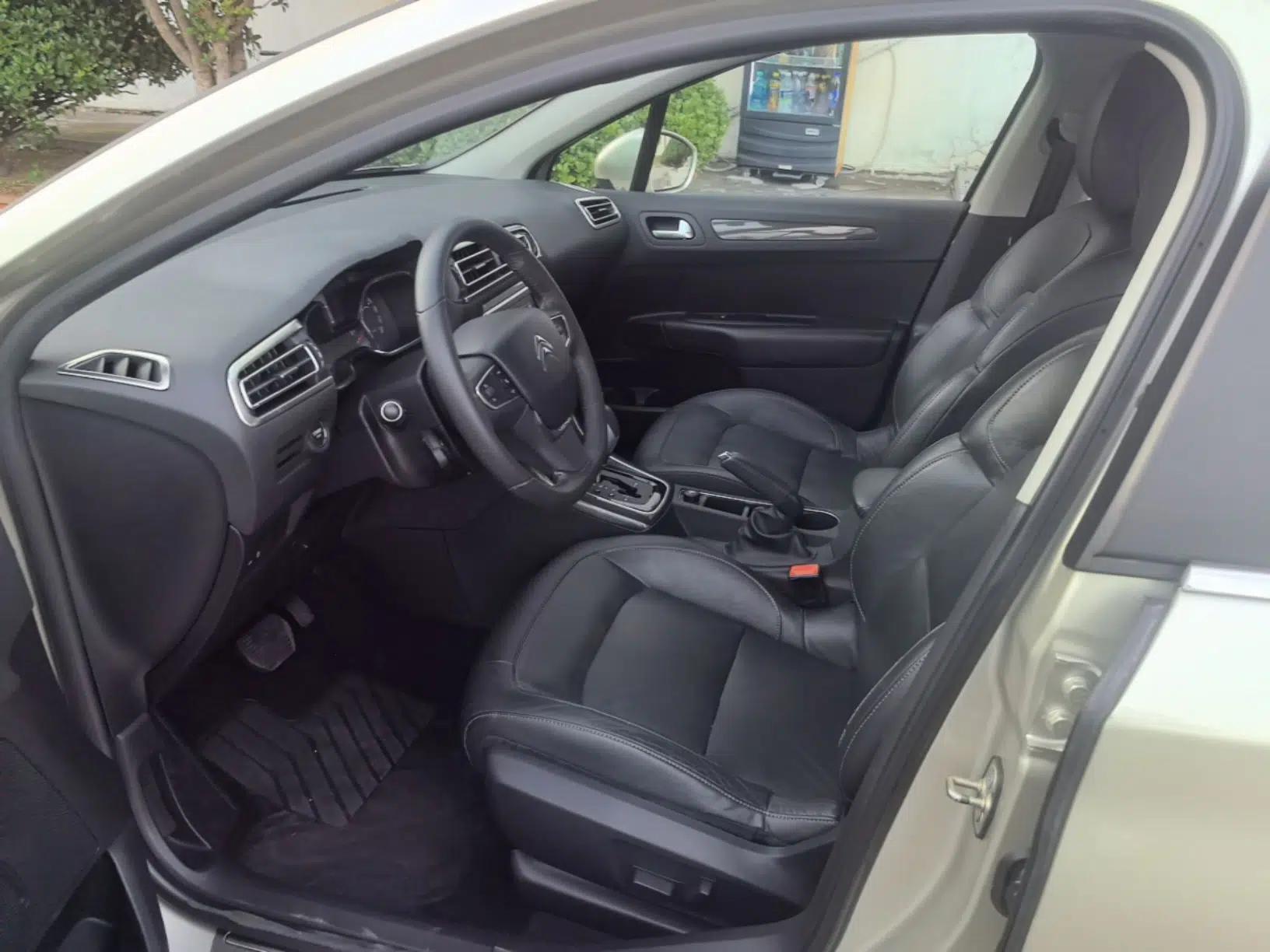 Citroen C4 Sega 2016 1.2THP Automatic Flagship Model — миниатюра 22
