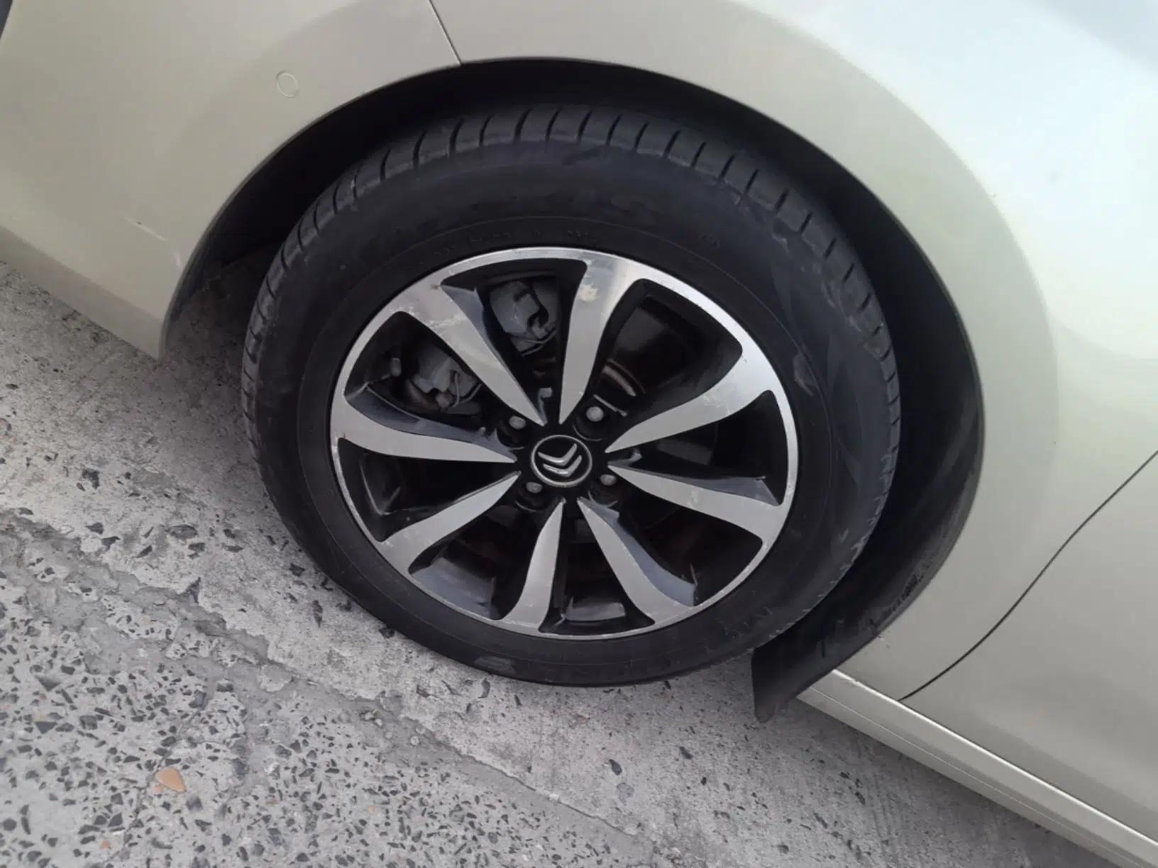 Citroen C4 Sega 2016 1.2THP Automatic Flagship Model — миниатюра 10