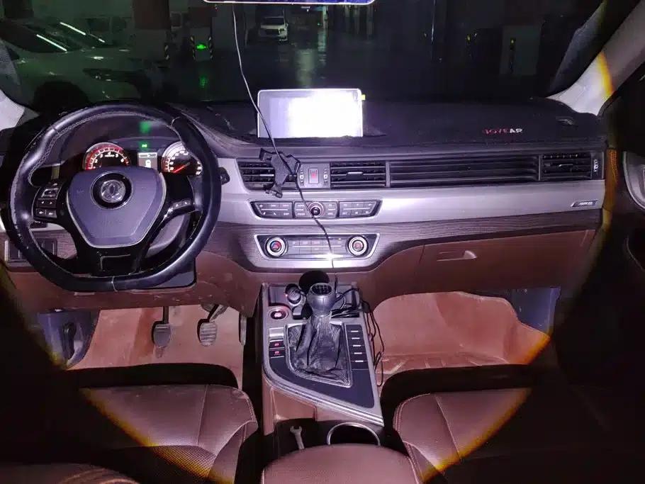 Jingyi X5 2017 2.0L Manual Premium Edition — миниатюра 12