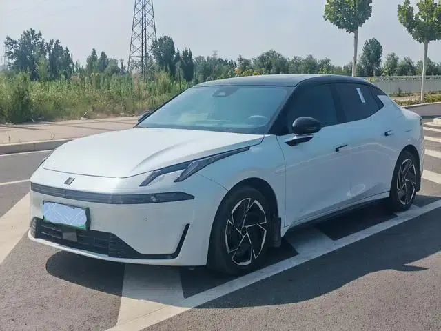 Lynk & Co 07 EM-P 2024 model, 126km long range, Halo