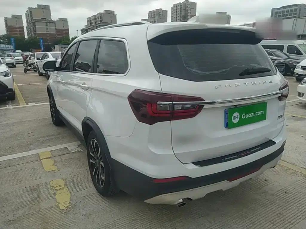 Fengxing T5 2022 Grand Edition 1.5T Automatic Dream Edition 5-seater — миниатюра 5