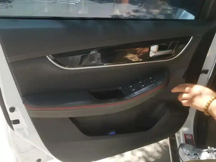 Fengxing SX6 2019 1.6L Manual Premium Edition (National VI Emission Standard) — миниатюра 7