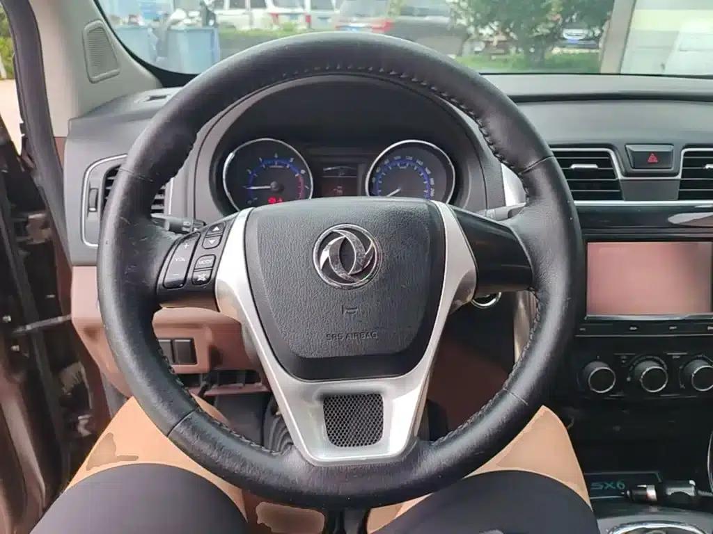 Fengxing SX6 2016 1.6L Manual Premium Edition — миниатюра 11