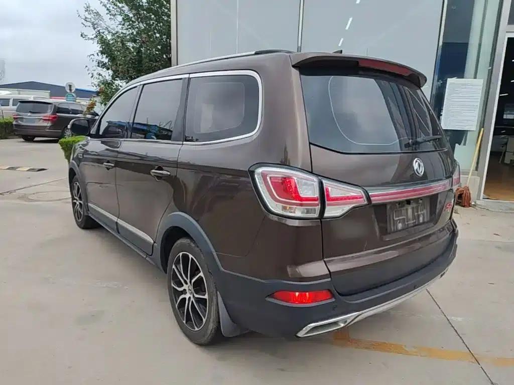 Fengxing SX6 2016 1.6L Manual Premium Edition — миниатюра 5