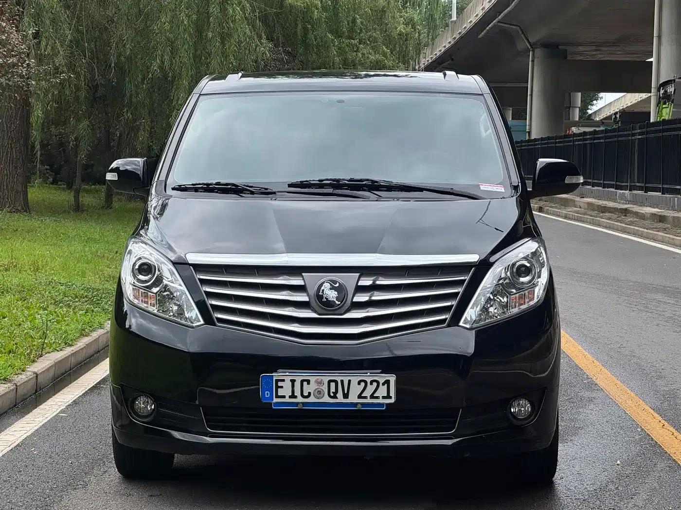 Lingzhi PLUS 2021 2.0L Manual Deluxe 7-Seater — миниатюра 15