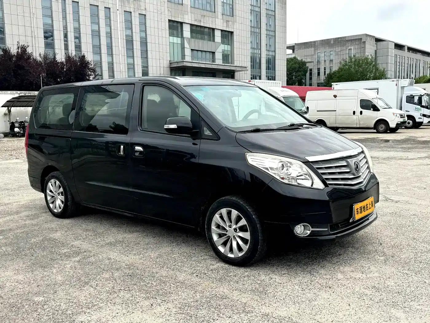 Fengxing CM7 2016 2.0T Manual Deluxe Edition — миниатюра 3