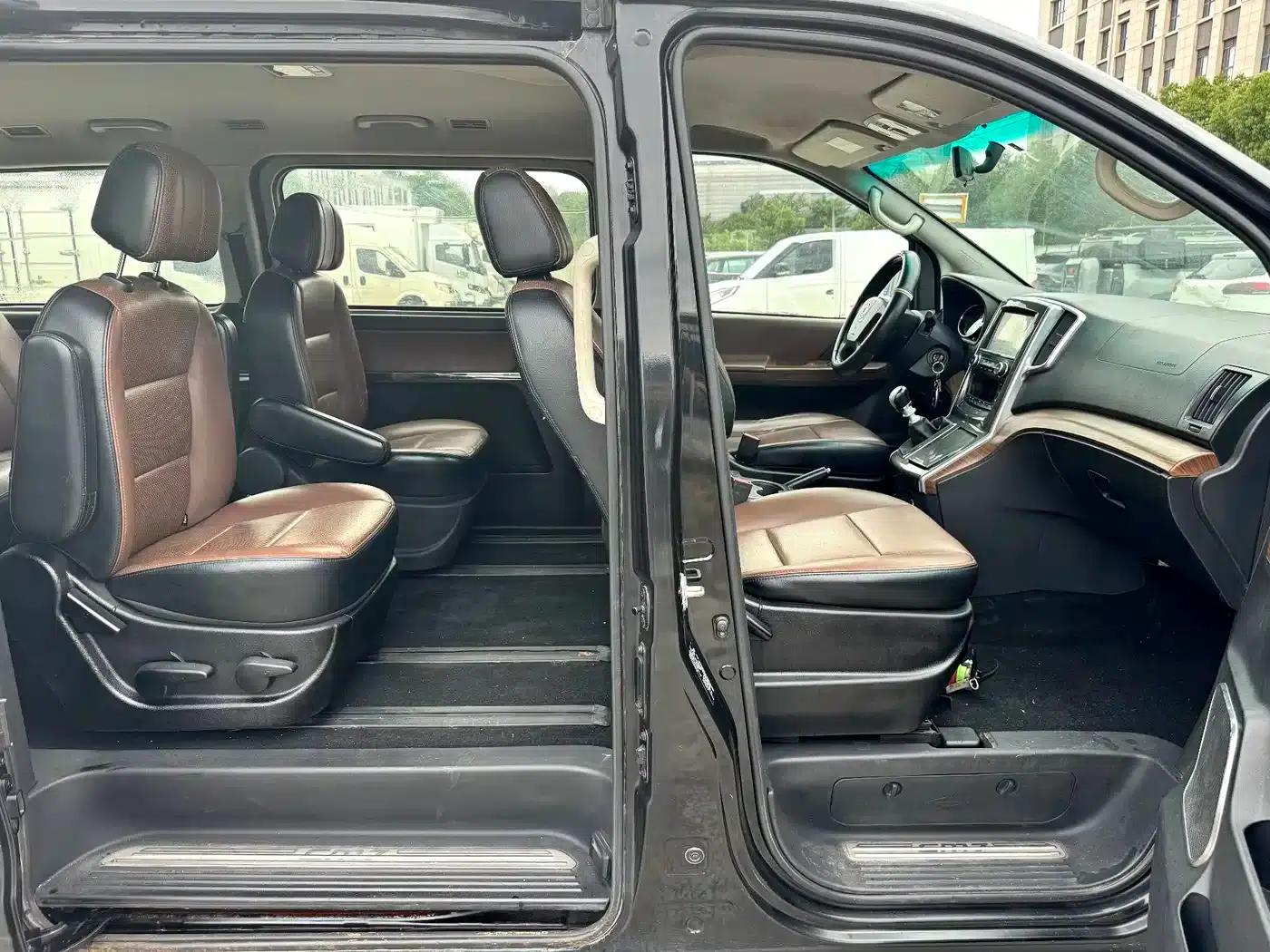 Fengxing CM7 2016 2.0T Manual Deluxe Edition — миниатюра 9