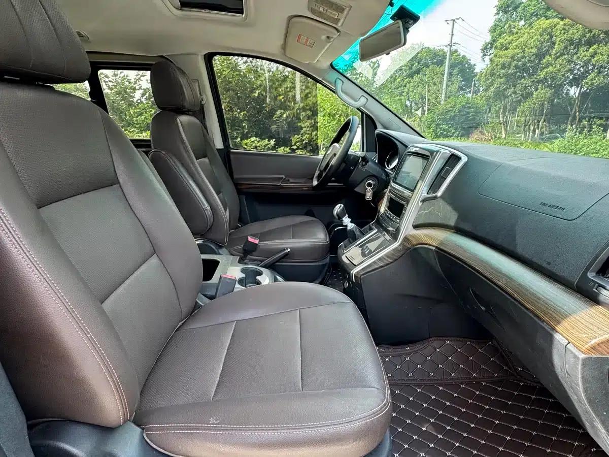 Fengxing CM7 2018 Classic Edition 2.0T Manual Deluxe — миниатюра 8