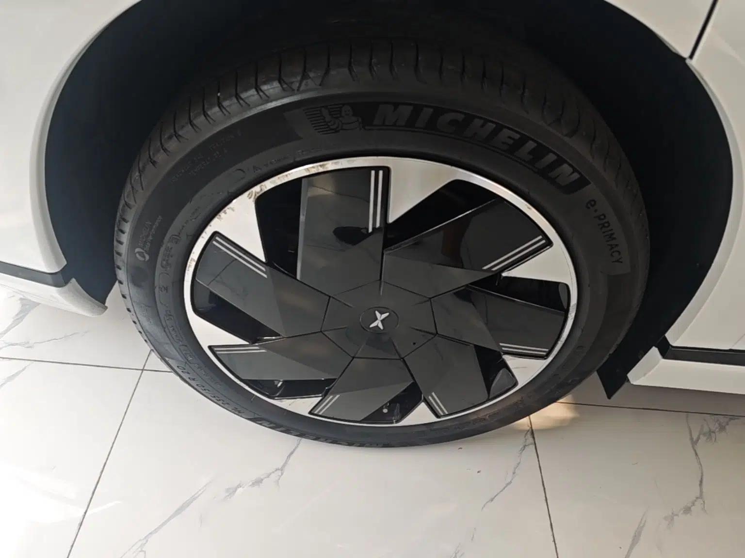 XPeng X9 2024 640 All-Wheel Drive High-Performance Max — миниатюра 11