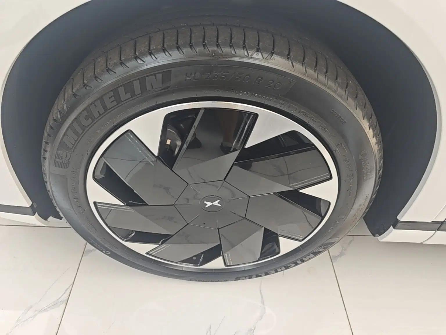 XPeng X9 2024 640 All-Wheel Drive High-Performance Max — миниатюра 10