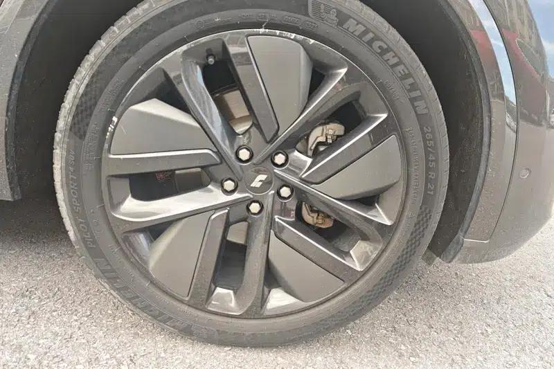 Li Auto L9 2022 Max Edition — миниатюра 7