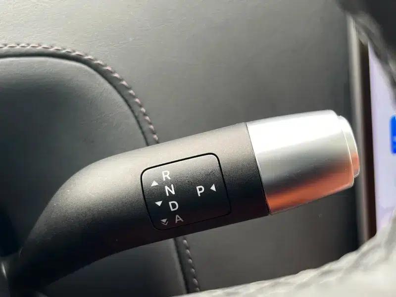 Li Auto L9 2022 Max Edition — миниатюра 18