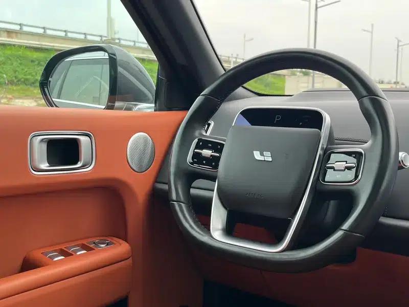Li Auto L9 2022 Max Edition — миниатюра 20