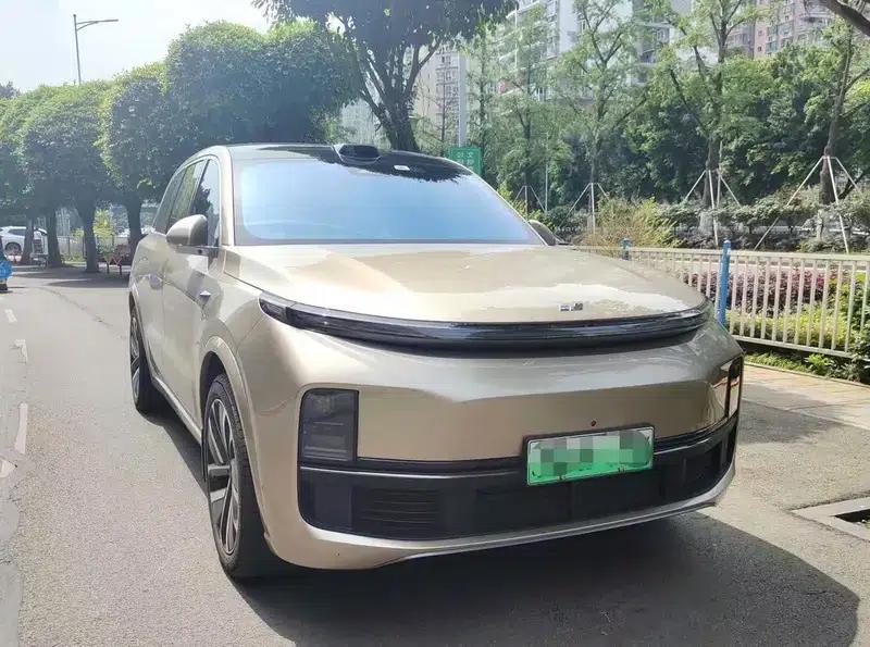 Li Auto L9 2022 Max Edition — миниатюра 3