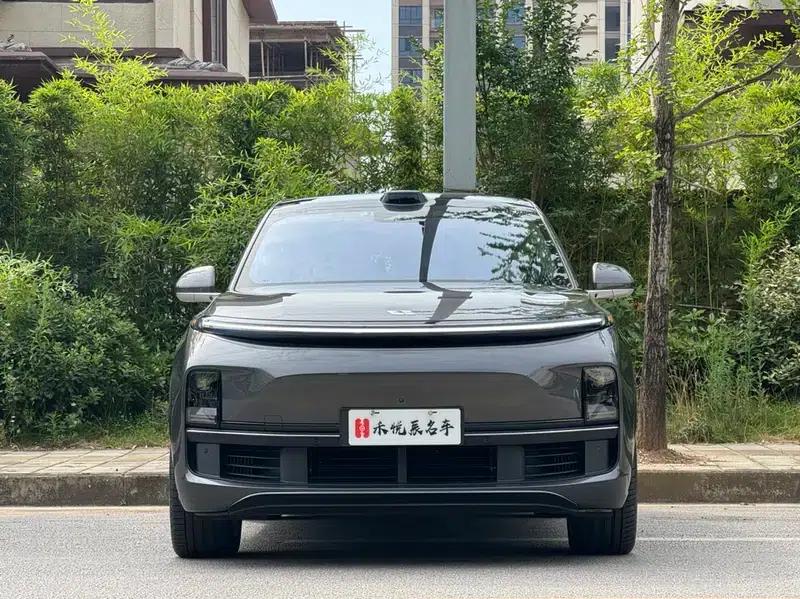 Li Auto L9 2022 Max Edition — миниатюра 2