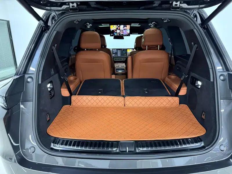 Li Auto L9 2022 Max Edition — миниатюра 24