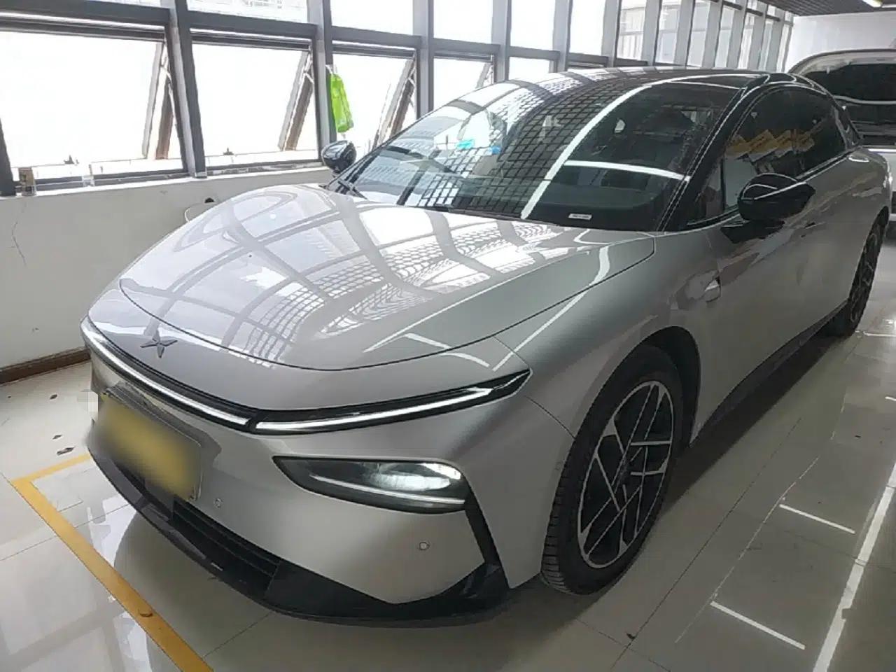 XPeng P7+ 2024 Long-Range Max — миниатюра 1