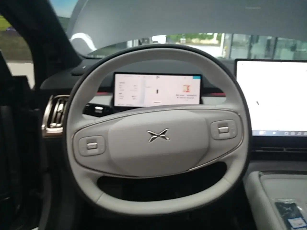 XPeng P7+ 2025 Ultra-Long Range Max Flagship Edition — миниатюра 13