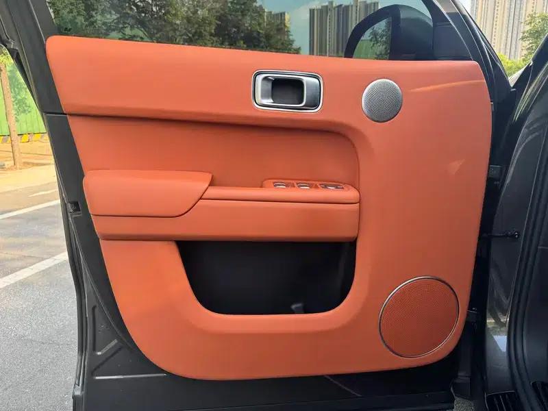 Li Auto L8 2023 Air Edition — миниатюра 18