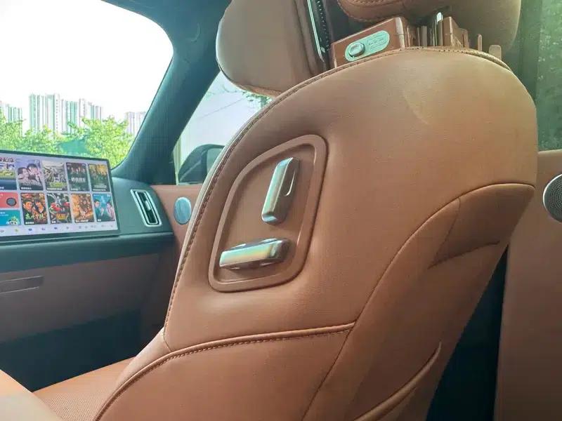 Li Auto L8 2023 Air Edition — миниатюра 22
