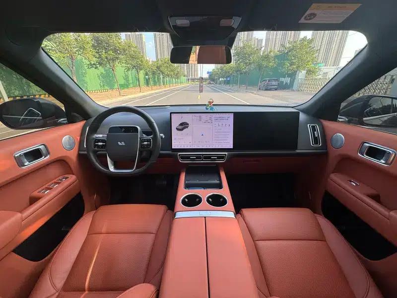 Li Auto L8 2023 Air Edition — миниатюра 25
