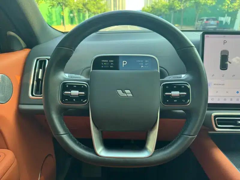 Li Auto L8 2023 Air Edition — миниатюра 26