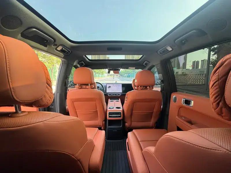 Li Auto L8 2023 Air Edition — миниатюра 28