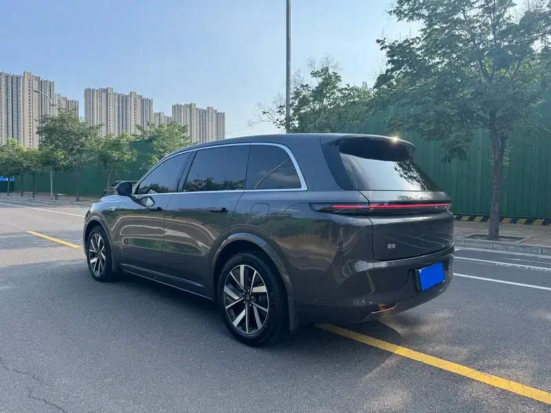 Li Auto L8 2023 Air Edition — миниатюра 4