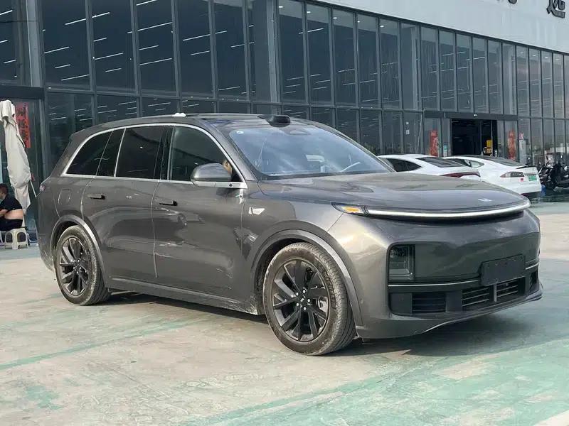 Li Auto L8 2023 Max Edition — миниатюра 3
