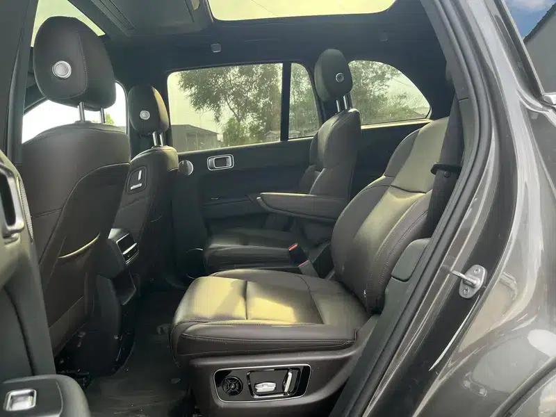 Li Auto L8 2023 Max Edition — миниатюра 10